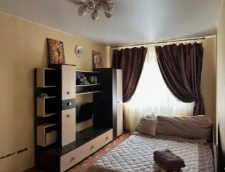 1-к. кв., 38 м², ст. м. Звёздная