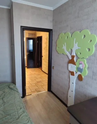3-к. кв., 63 м², ст. м. Академическая
