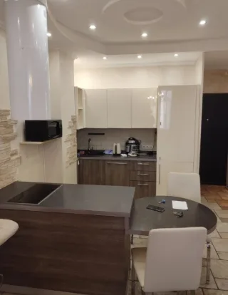3-к. кв., 63 м², ст. м. Академическая