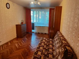 1-к. кв., 37 м², ст. м. Горный институт