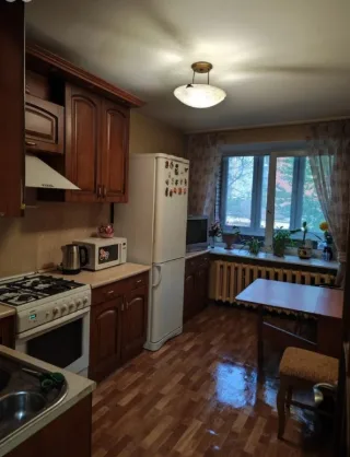 1-к. кв., 37 м², ст. м. Горный институт