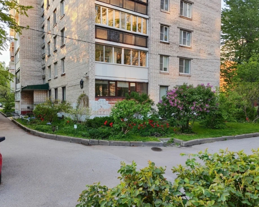 1-к. кв., 37 м², ст. м. Горный институт