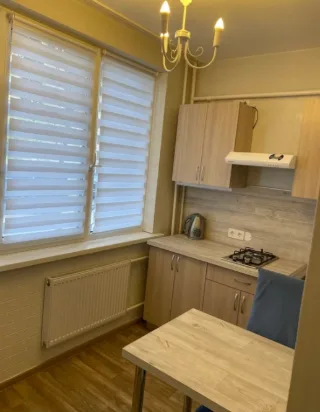 2-к. кв., 45 м², ст. м. Международная