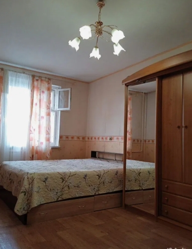 1-к. кв., 40 м², ст. м. Комендантский проспект