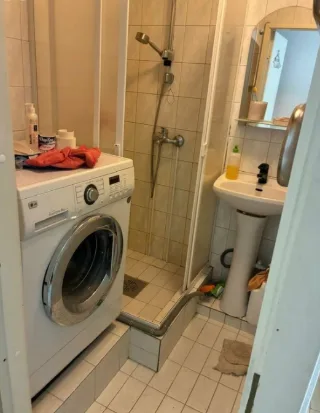 3-к. кв., 65 м², ст. м. Проспект Славы