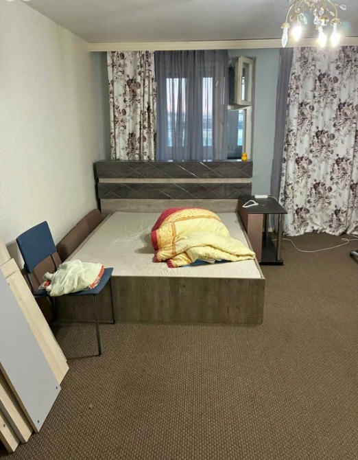 3-к. кв., 65 м², ст. м. Проспект Славы