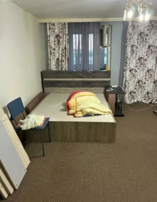 3-к. кв., 65 м², ст. м. Проспект Славы