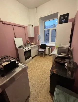 Комната, 12 м², ст. м. Владимирская