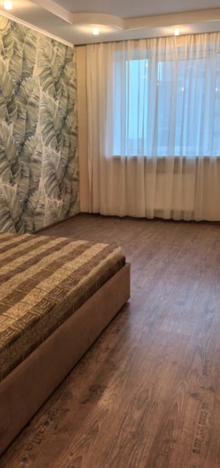 1-к. кв., 35 м², ст. м. Звёздная