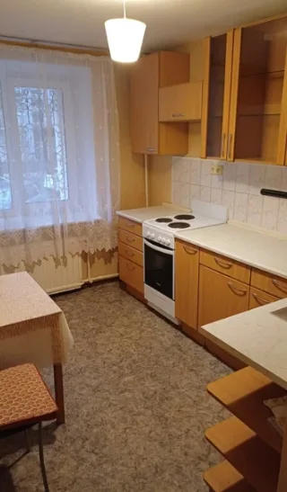 1-к. кв., 37 м², ст. м. Академическая