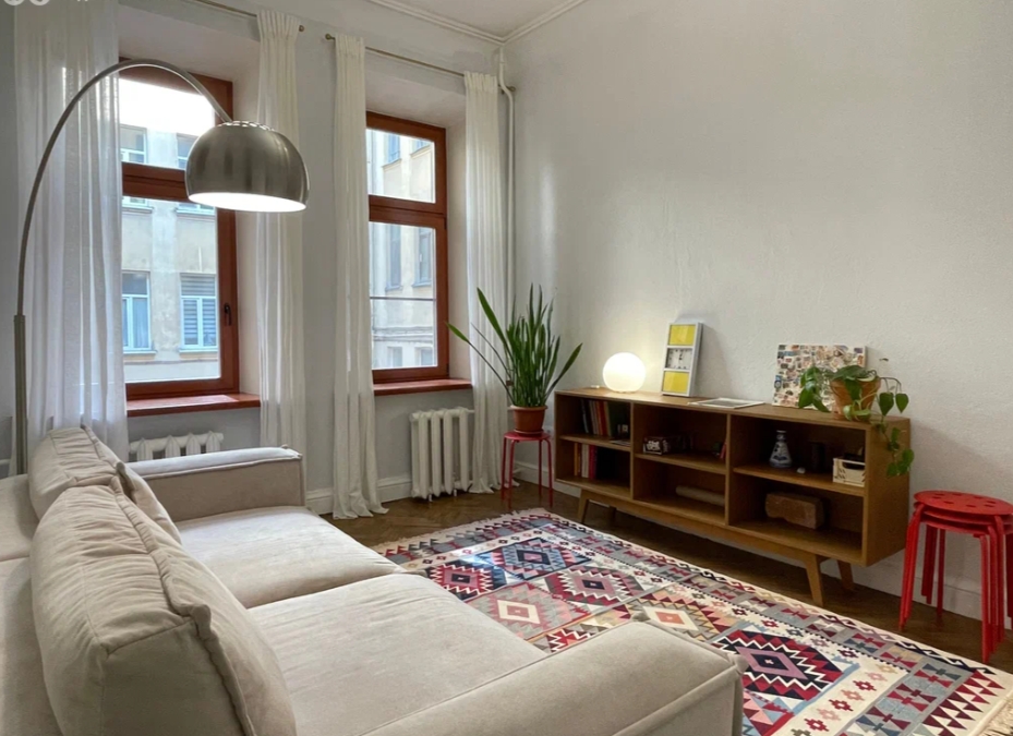 3-к. кв., 65 м², ст. м. Петроградская