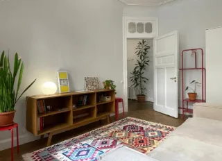 3-к. кв., 65 м², ст. м. Петроградская