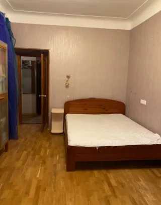 3-к. кв., 60 м², ст. м. Петроградская