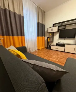 1-к. кв., 43 м², ст. м. Юго-Западная