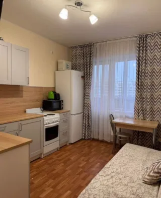 1-к. кв., 43 м², ст. м. Юго-Западная