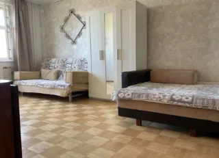 1-к. кв., 40 м², ст. м. Комендантский проспект