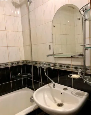 3-к. кв., 70 м², ст. м. Купчино