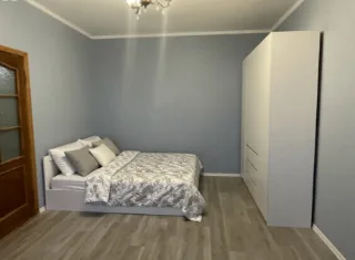 1-к. кв., 42 м², ст. м. Приморская
