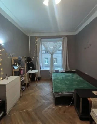 Комната, 20 м², ст. м. Садовая