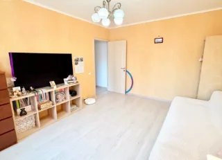 Комната, 17 м², ст. м. Парнас