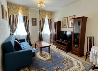 3-к. кв., 72 м², ст. м. Площадь Восстания